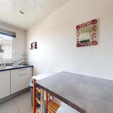 2br Flat With Balcony 5 Mn To Hippodrome De Apartment *